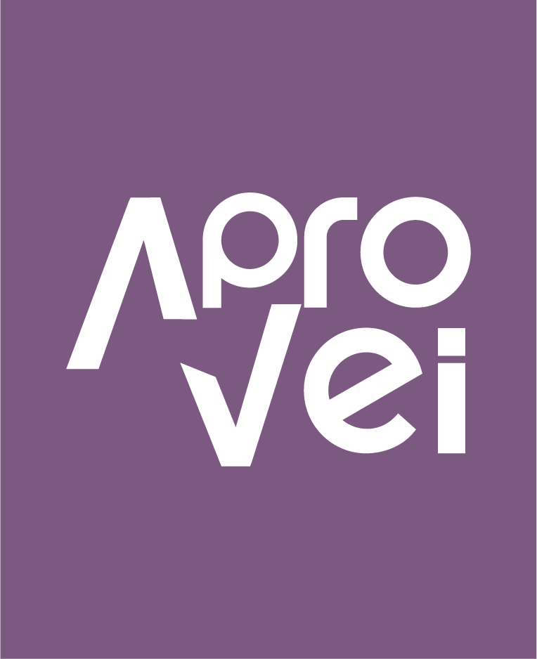 Logo da Aprovei. Possui fundo roxo com escrito Apro e abaixo Vei em branco representando assim Aprovei.